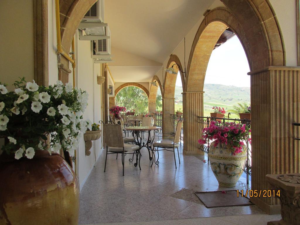 Agriturismo Reggia Saracena Agrigento Dış mekan fotoğraf